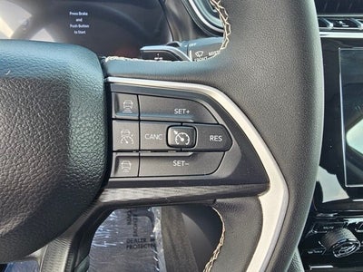 2023 Jeep Grand Cherokee Laredo