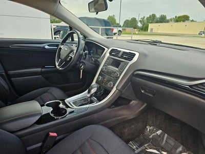2015 Ford Fusion SE