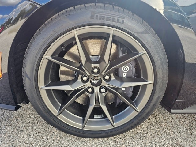 2025 Ford Mustang Dark Horse