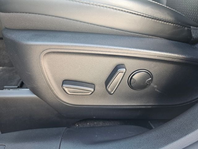2024 Ford Escape Plug-In Hybrid Base