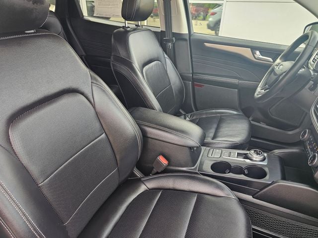 2022 Ford Escape Hybrid SEL