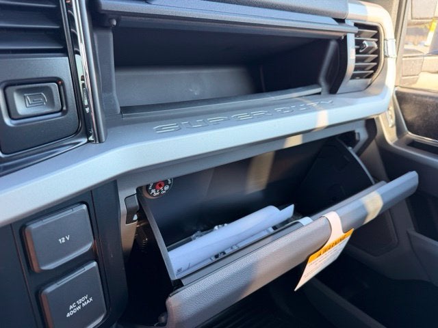 2027 Ford F-350SD XLT