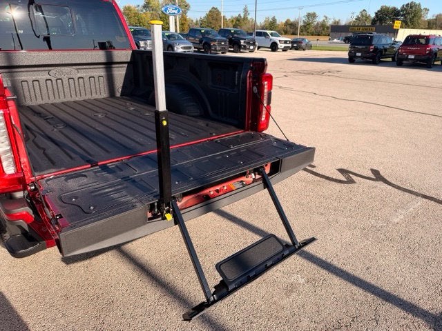 2027 Ford F-350SD XLT