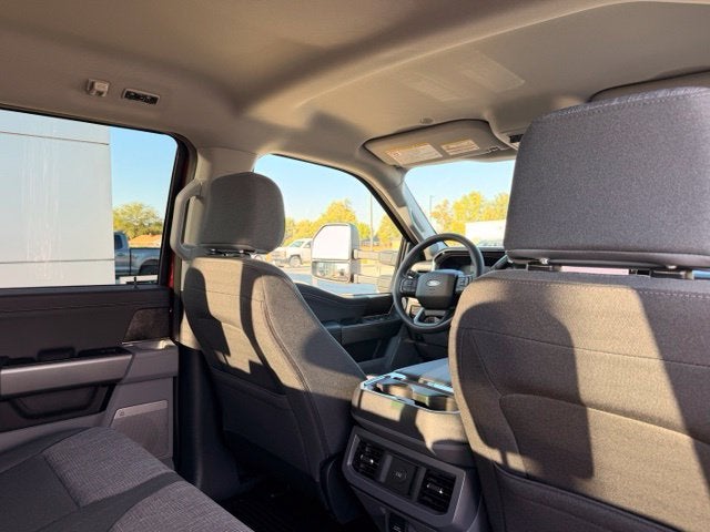 2027 Ford F-350SD XLT
