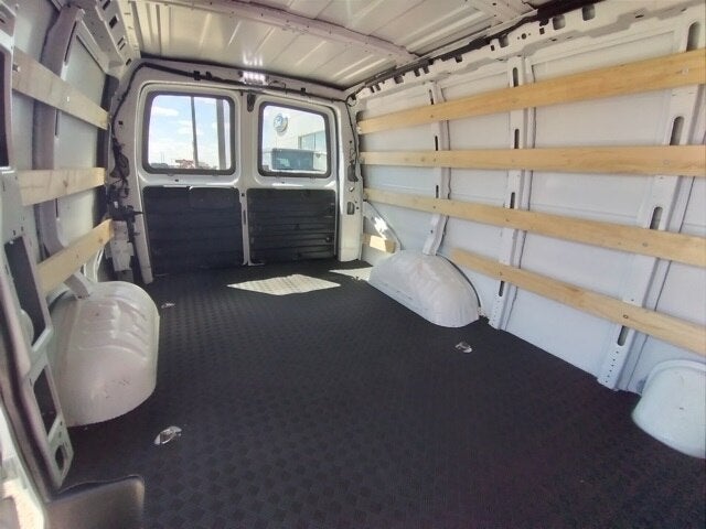 2023 Chevrolet Express 2500 Work Van Cargo