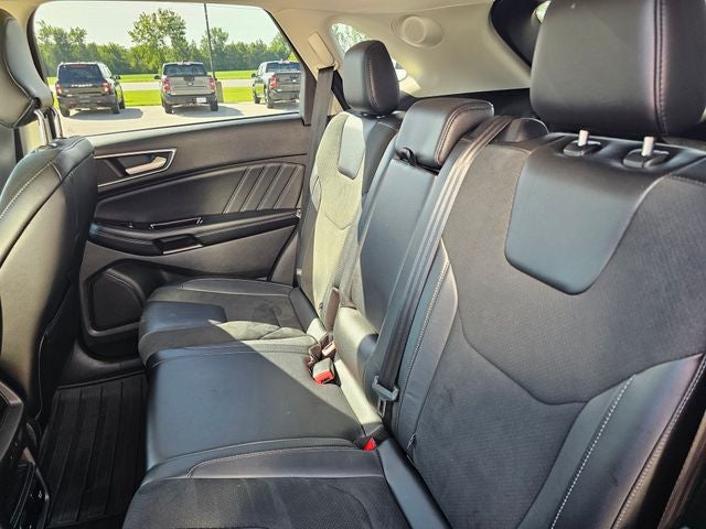 2016 Ford Edge Sport