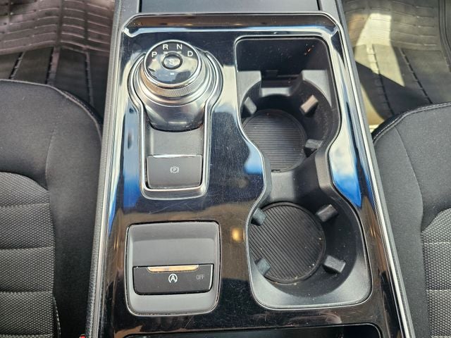 2020 Ford Edge SE