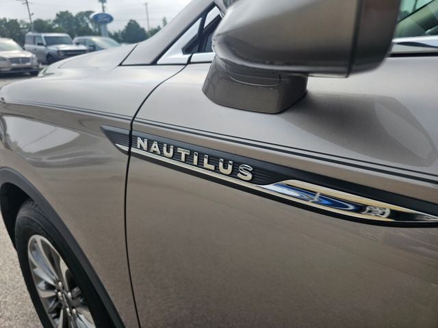 2020 Lincoln Nautilus Standard