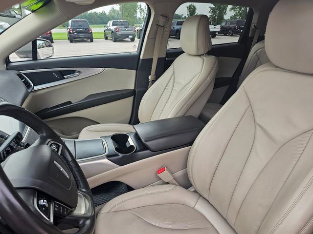 2020 Lincoln Nautilus Standard