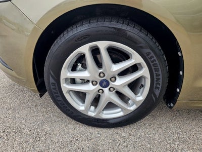 2013 Ford Fusion SE