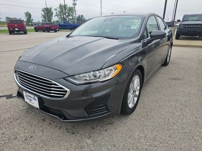 2020 Ford Fusion SE